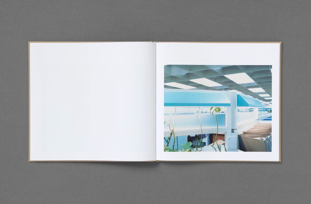 Lars Tunbjörk – Office / LA Office, book published by Loose Joints.