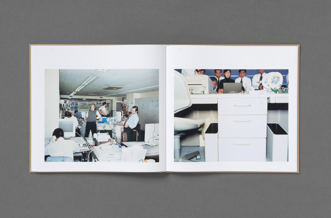 Lars Tunbjörk – Office / LA Office, book published by Loose Joints.