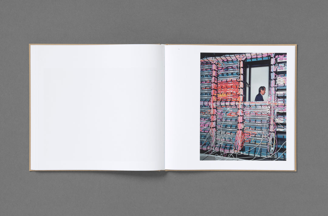 Lars Tunbjörk – Office / LA Office, book published by Loose Joints.