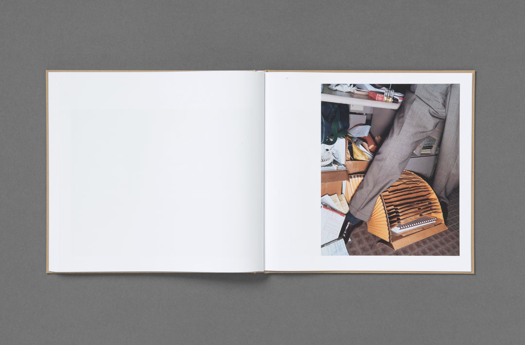 Lars Tunbjörk – Office / LA Office, book published by Loose Joints.