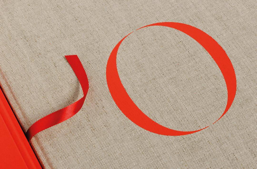 Special edition of O by Luis Alberto Rodriguez, including two darkroom prints