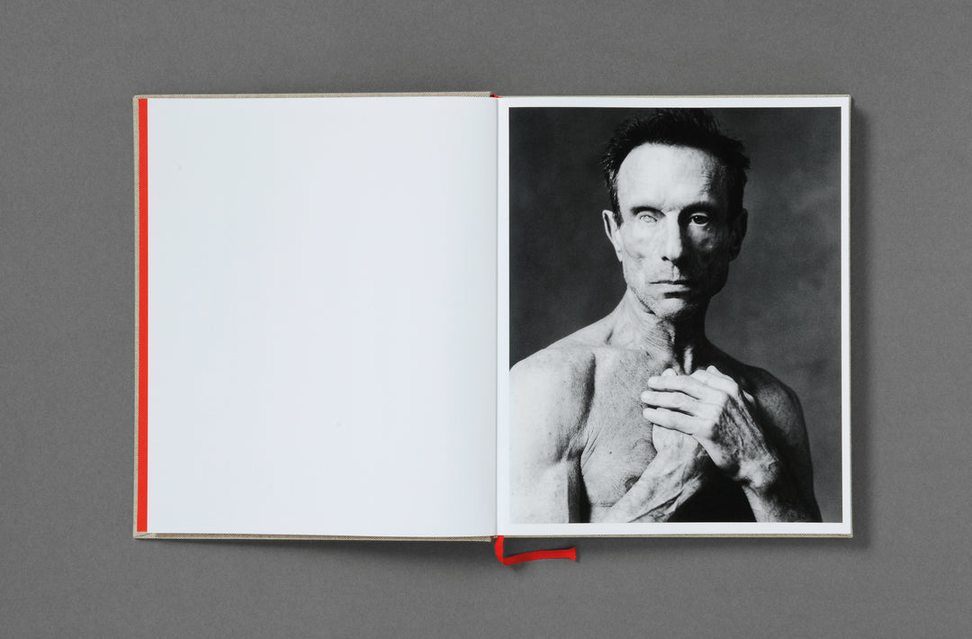 Luis Alberto Rodriguez – O. Published by Loose Joints