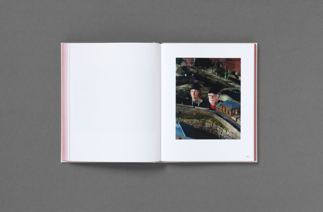 Oliver Chanarin – A Perfect Sentence book published by Loose Joints.