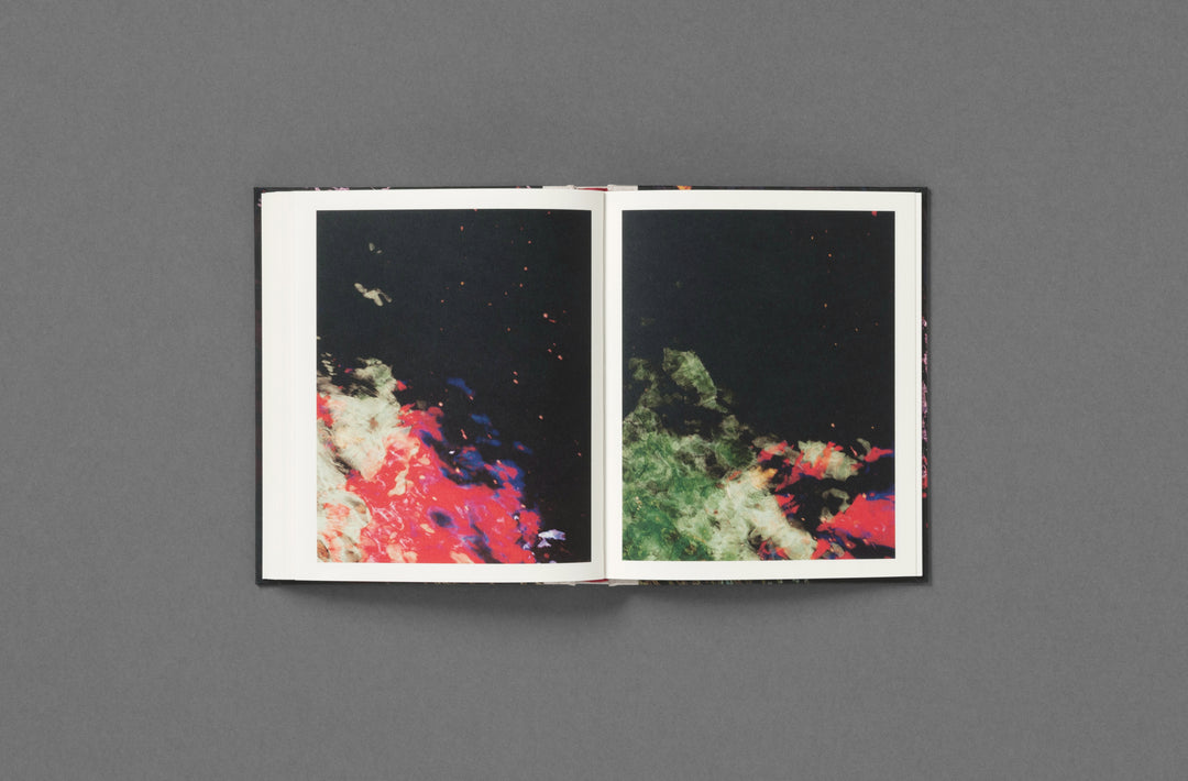 Pia Riverola – Días, published by Loose Joints