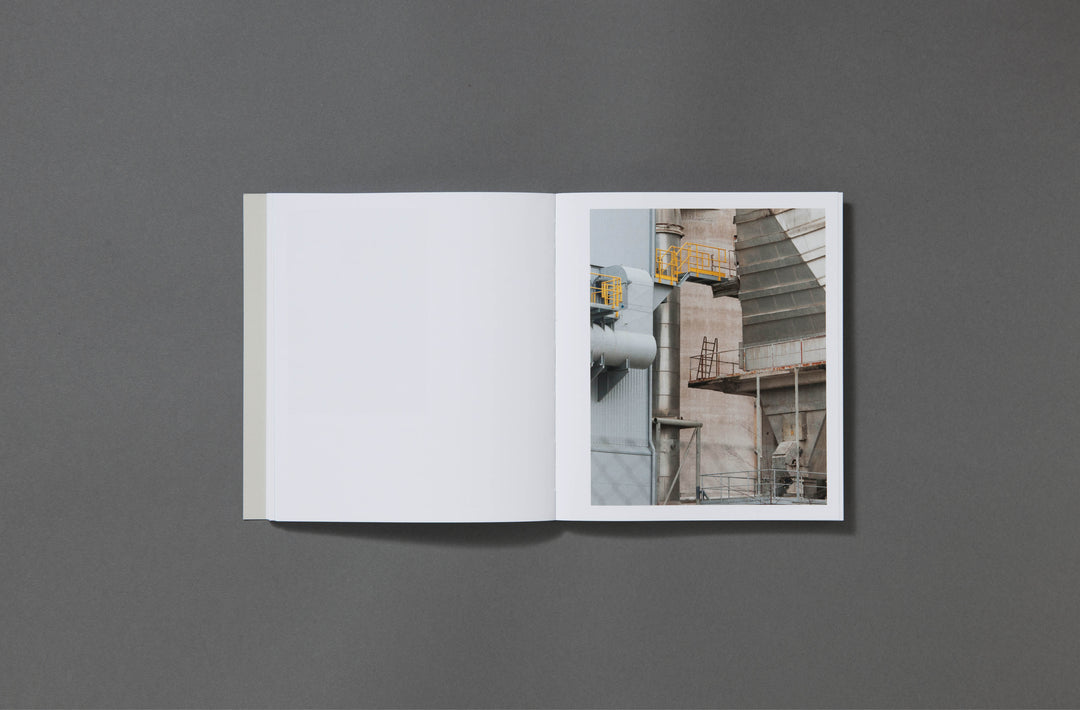 Felicia Honkasalo - Grey Cobalt - Loose Joints Publishing