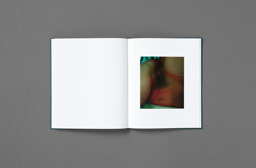 Jet Swan – Material