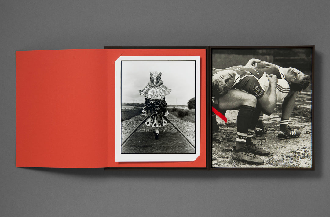 Luis Alberto Rodriguez - People of the Mud Special Edition