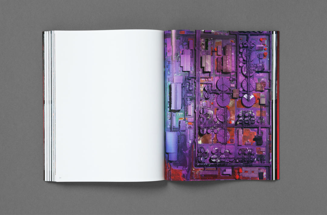 Richard Mosse – Broken Spectre