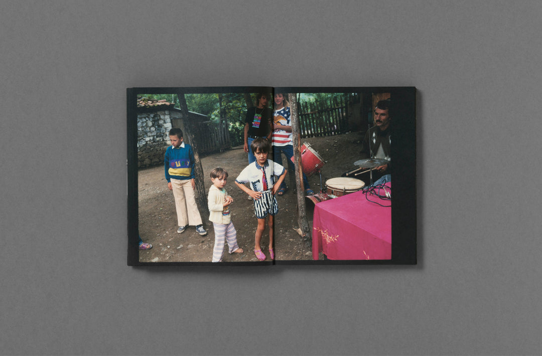 Robin Graubard – Road to Nowhere. Book published by Loose Joints. Edited by Sarah Chaplin Espenon.