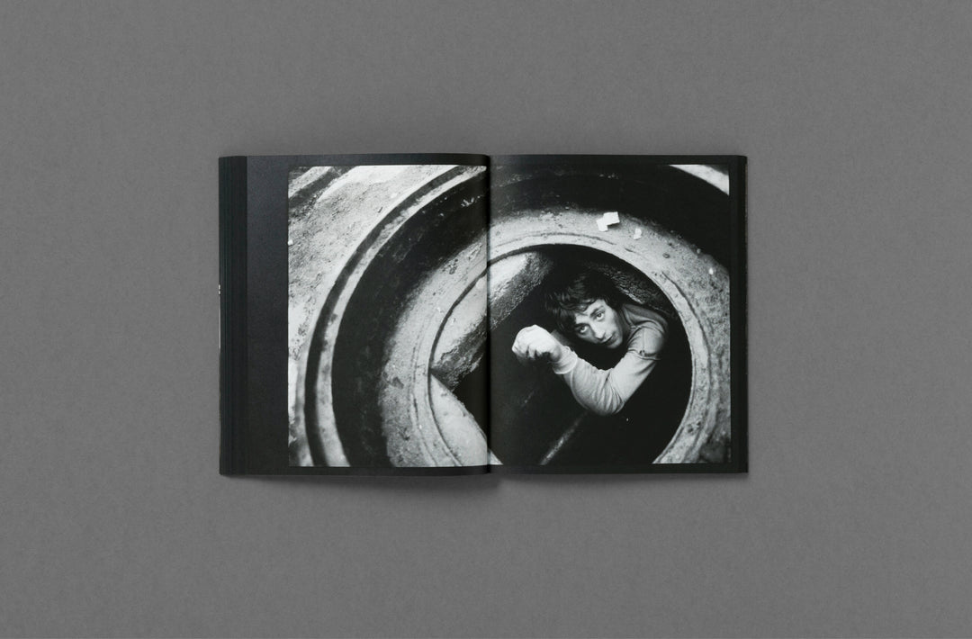 Robin Graubard – Road to Nowhere. Book published by Loose Joints. Edited by Sarah Chaplin Espenon.