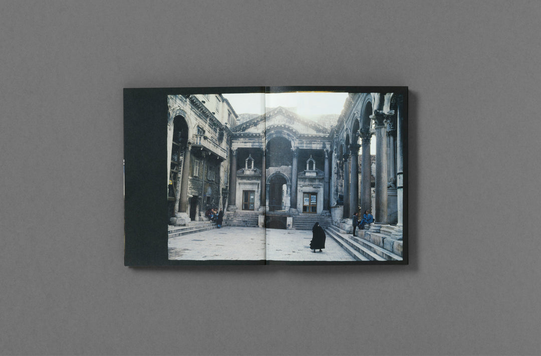 Robin Graubard – Road to Nowhere. Book published by Loose Joints. Edited by Sarah Chaplin Espenon.
