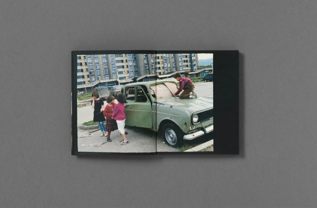 Robin Graubard – Road to Nowhere. Book published by Loose Joints. Edited by Sarah Chaplin Espenon.