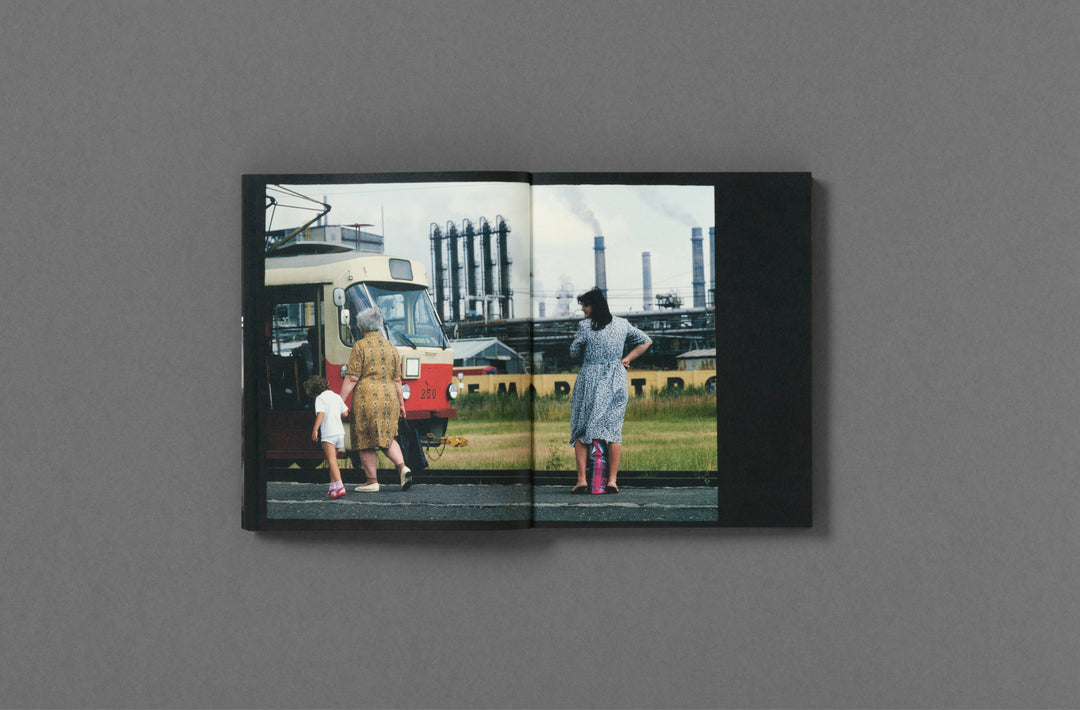 Robin Graubard – Road to Nowhere. Book published by Loose Joints. Edited by Sarah Chaplin Espenon.