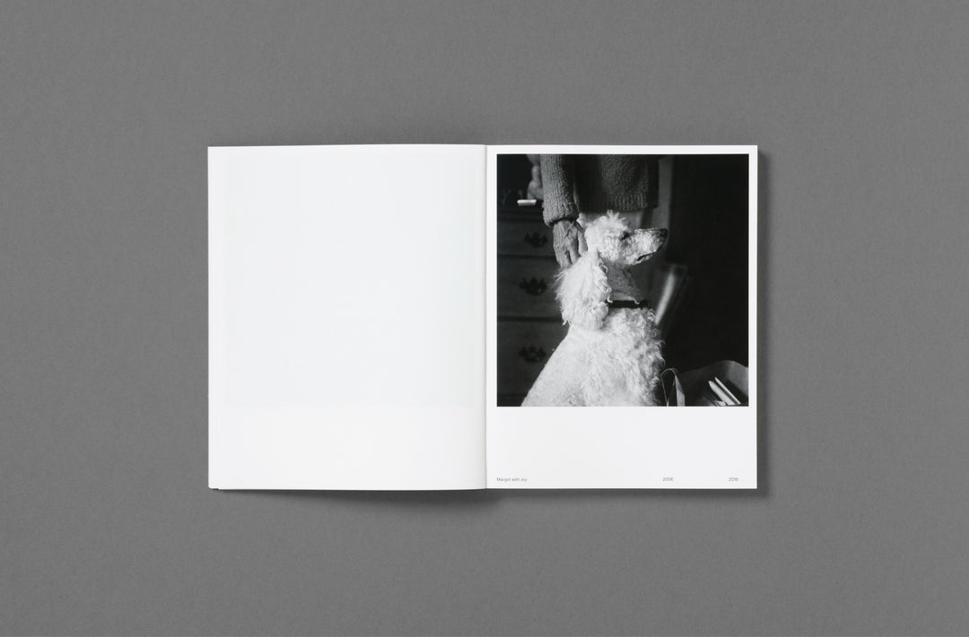 Tealia Ellis Ritter – The Model Family, book published by Loose Joints. Text by Lisa Taddeo. Edited by Sarah Chaplin Espenon.