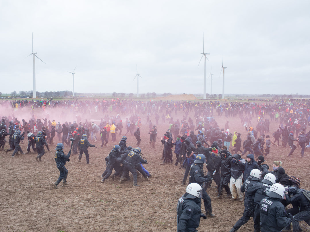 Michele Borzoni & Rocco Rorandelli – Silent Springs