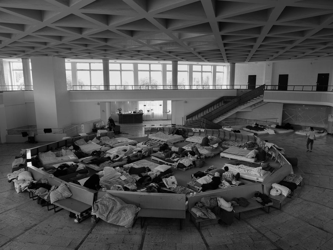 Aria Shahrokhshahi – Wet Ground