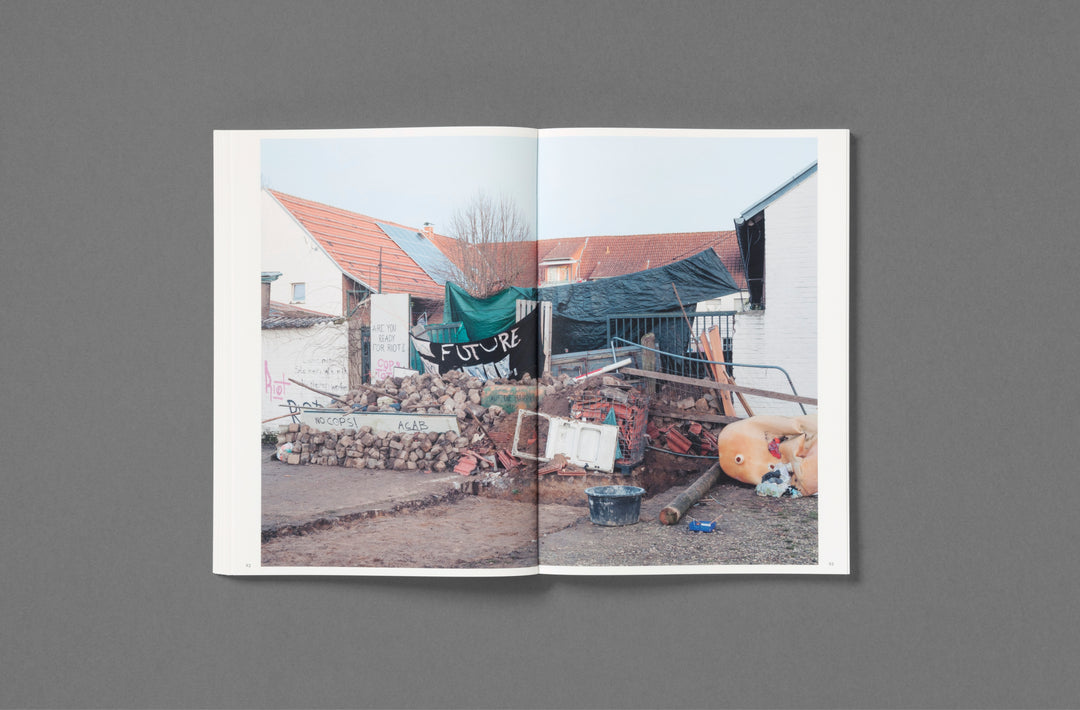 Michele Borzoni & Rocco Rorandelli – Silent Springs